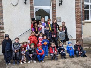 Carnaval de l'Amicale des enfants @ RDV dans la Cour de la mairie